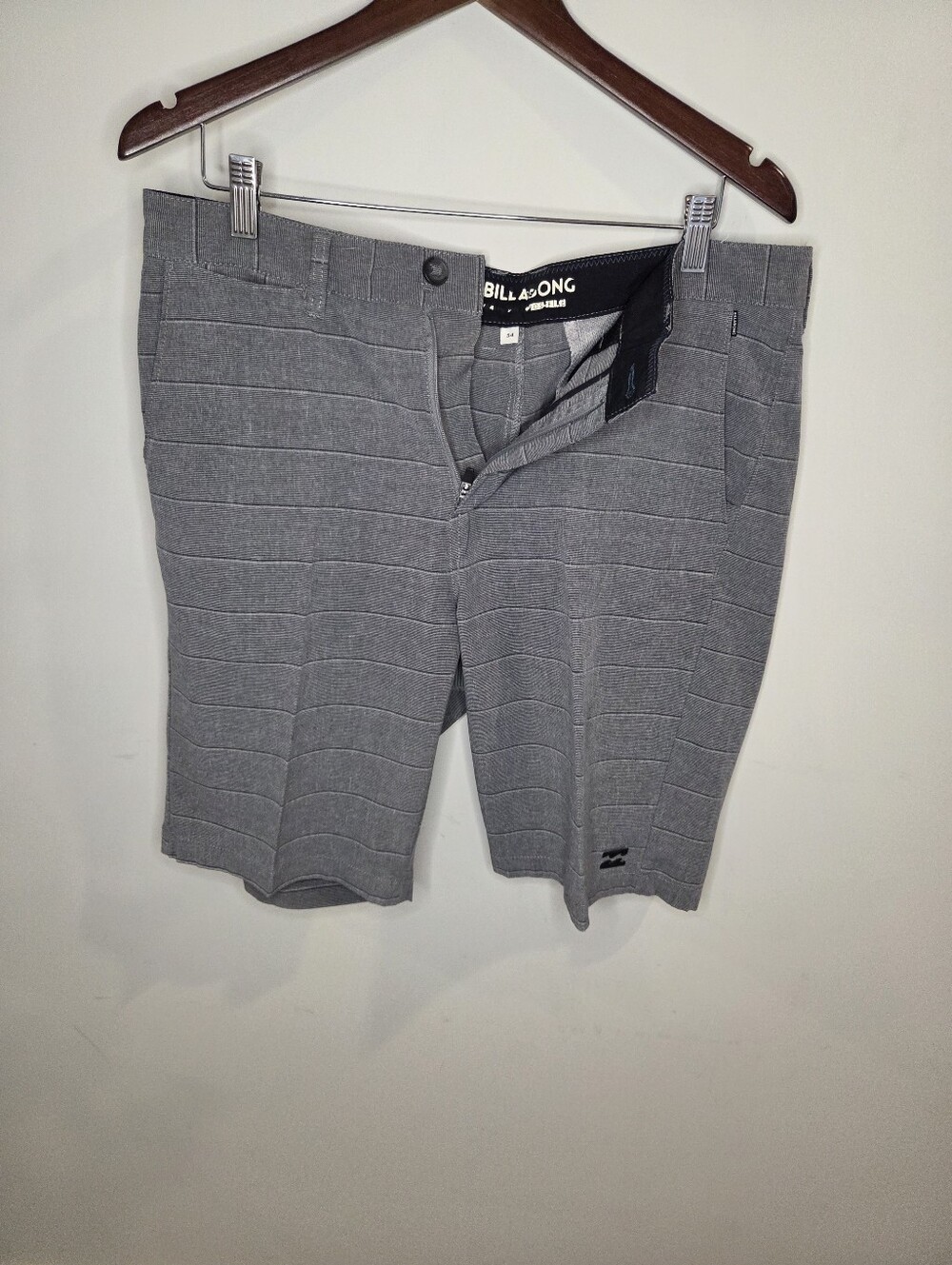 Billabong Men's Gray Horizontal Stripe Flat Front Shorts
